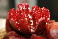 Thumb pomegranate open cores fruit fruit logistica 65256